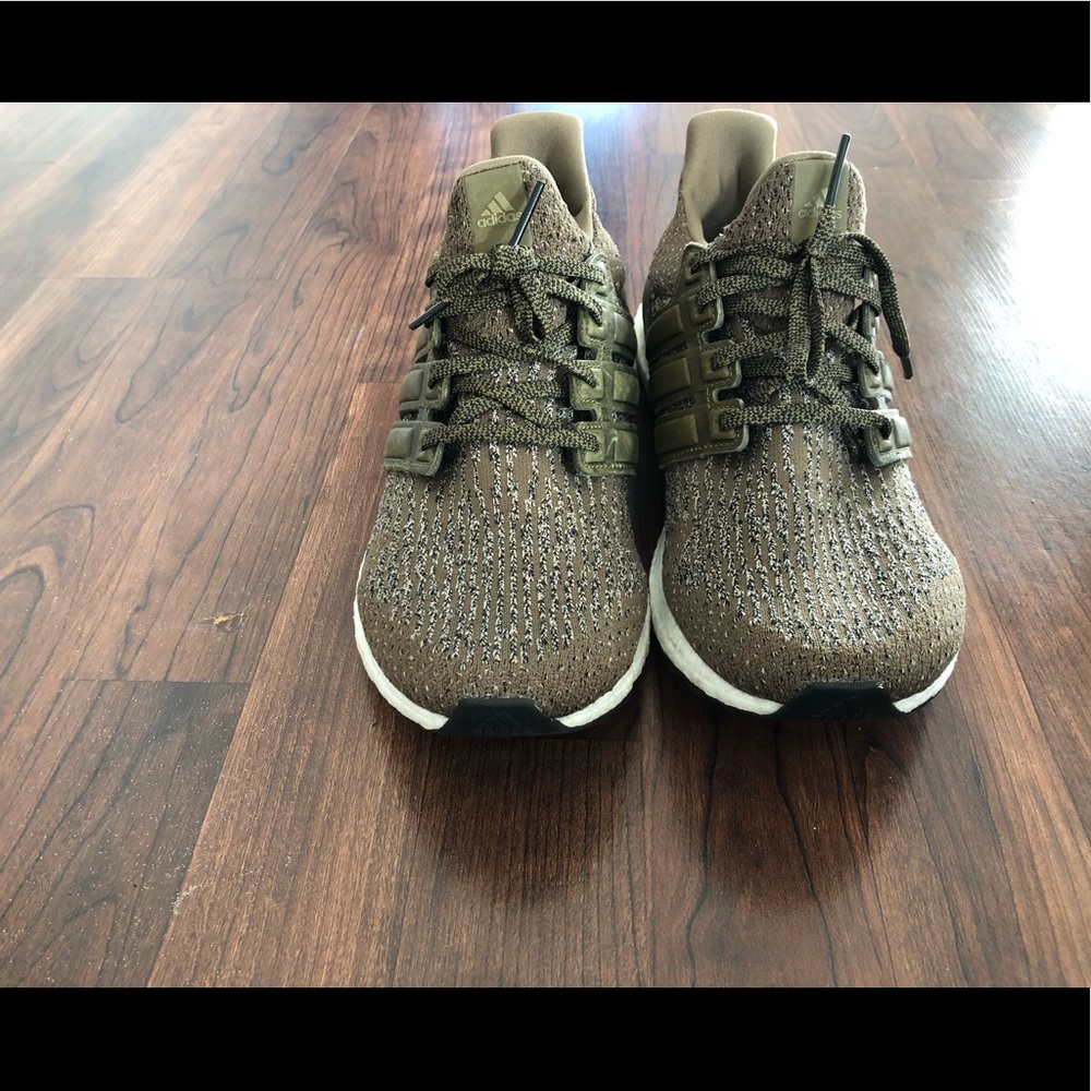 9.5 Adidas Ultra Boost ‘Trace Olives’ Green
